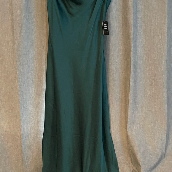 Express new dress - Picture 3 of 14